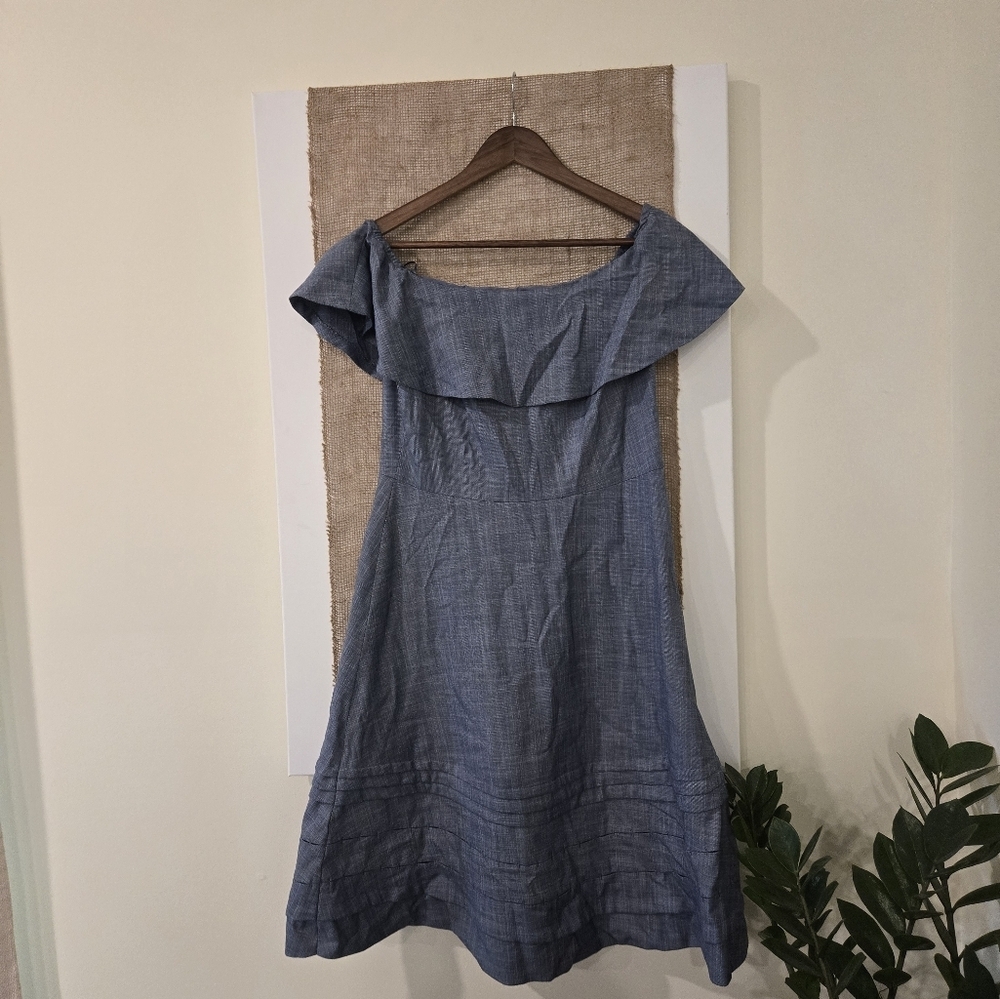 Banana Republic Denim like midi dress. Size 4